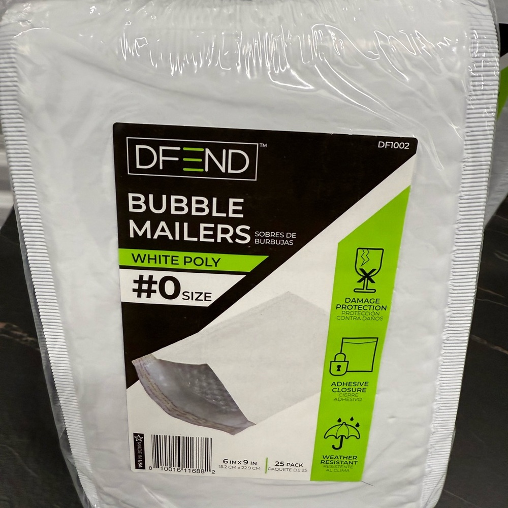 Dfend Poly Bubble Mailer Size #O White 6" x 9" (25/pack) 4 Packs Total Of 100 - Picture 2 of 2